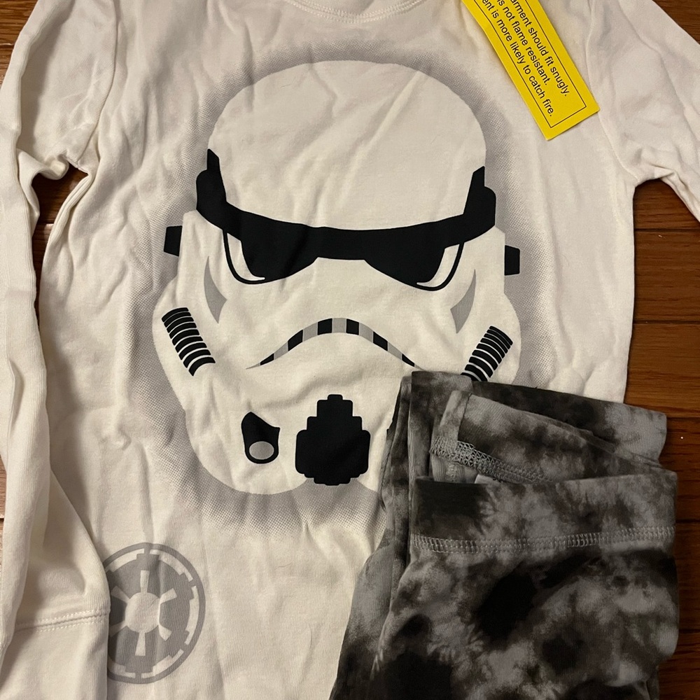 NWT Gap Star Wars Pajamas set youth 12